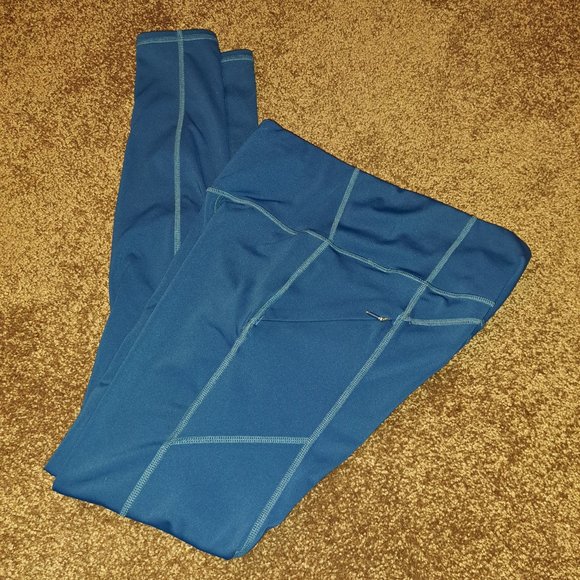 Athleta Pants - Athleta Leggings With Pockets XSMALL